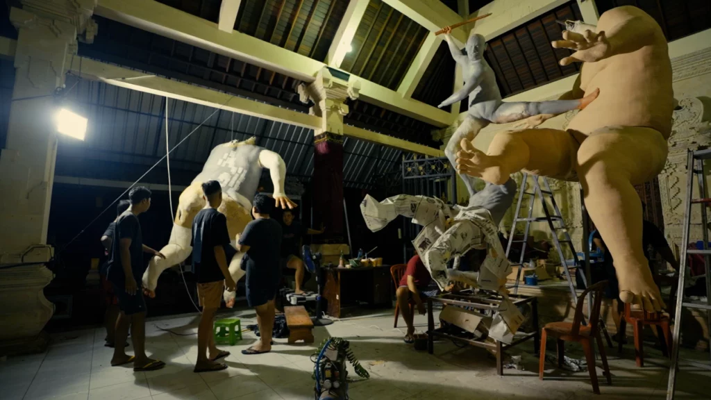 Preparation of ogoh-ogoh at Banjar Abiantimbul