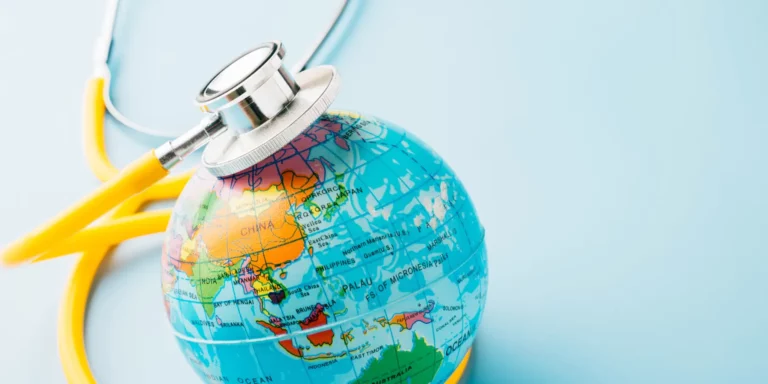 Read more about the article Staying Healthy While Exploring Indonesia: Essential Health and Vaccines Information for Travelers