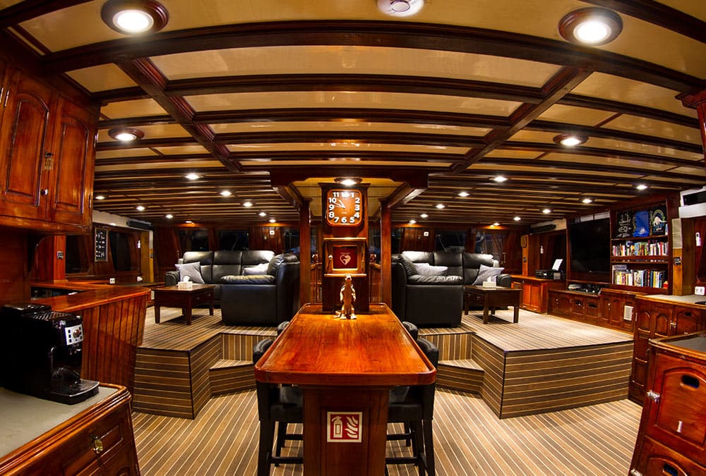Indo Siren Liveaboard 8