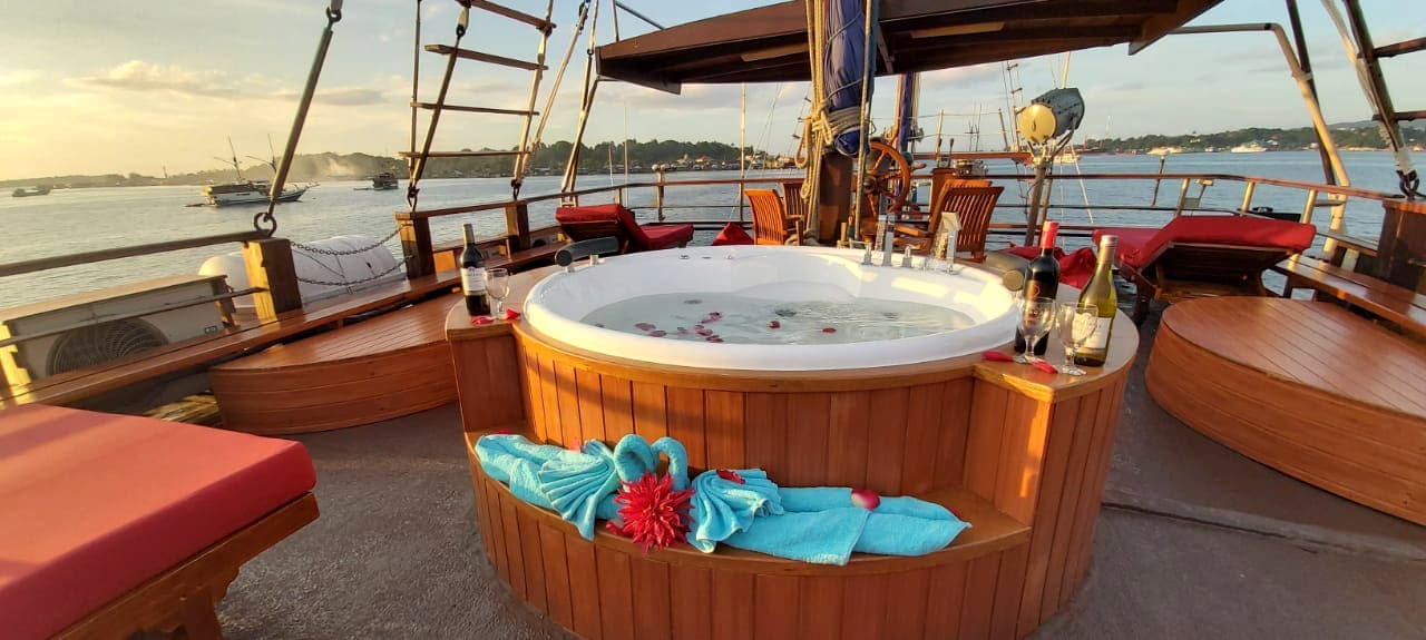 Sea Safari VI Liveaboard 21