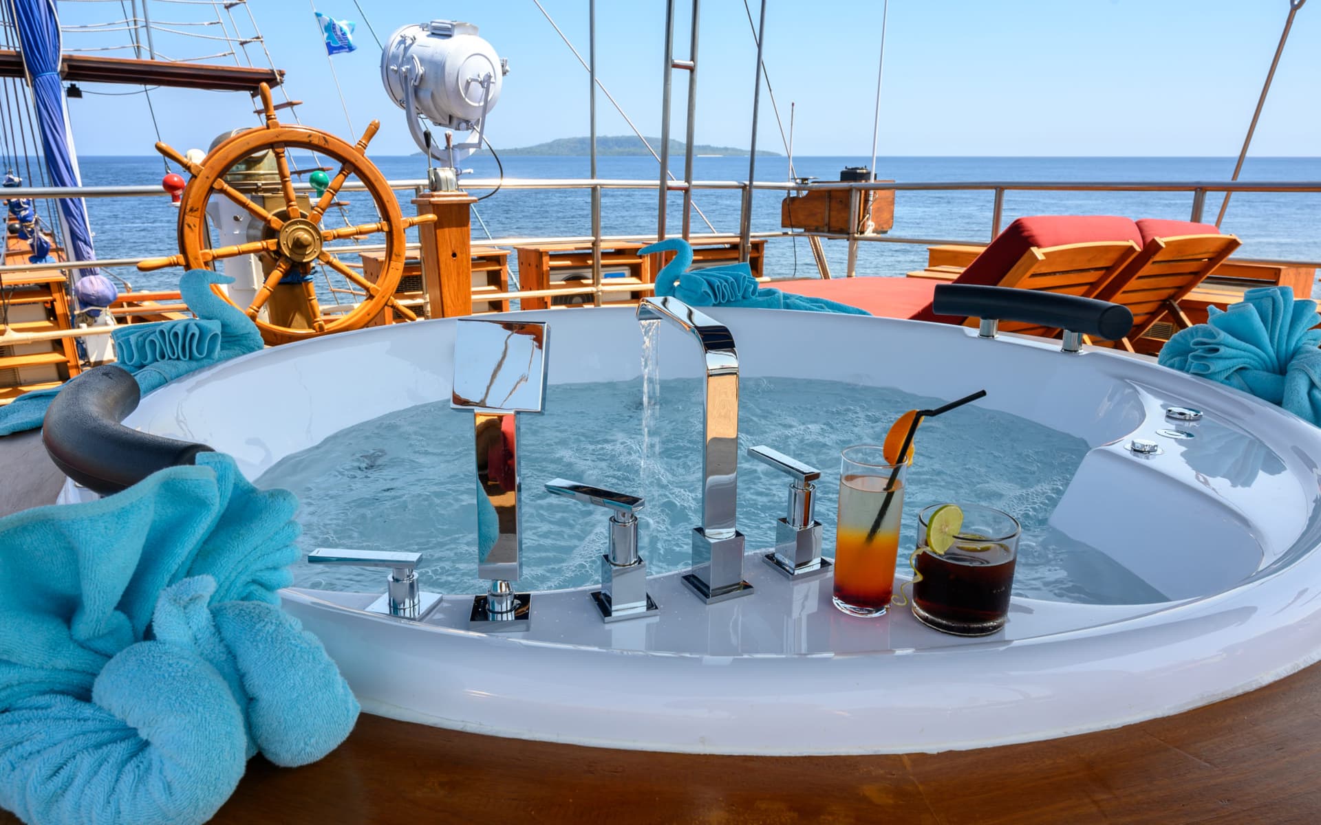 Cheng Ho Liveaboard 17