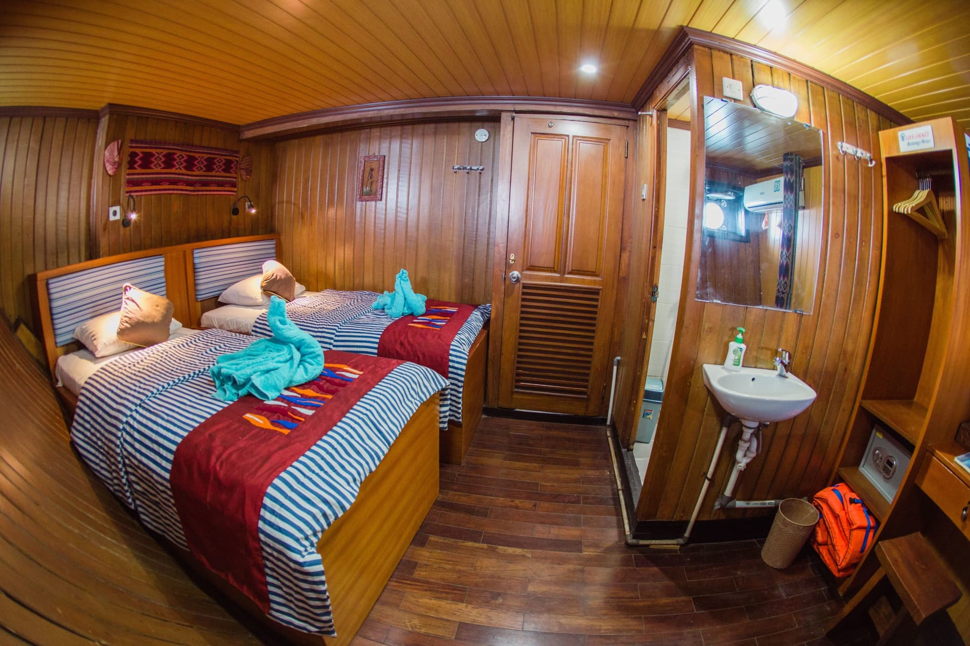 Sea Safari VI Liveaboard 9