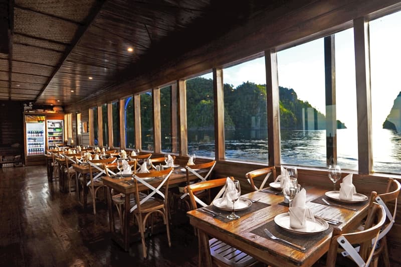 Neomi Cruise 10