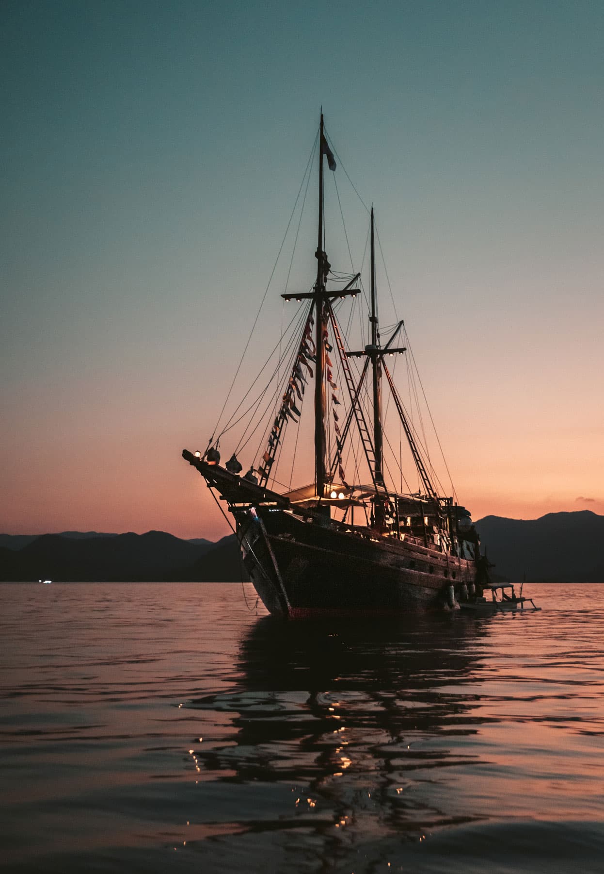 Scuba Diving Liveaboard in Komodo 32