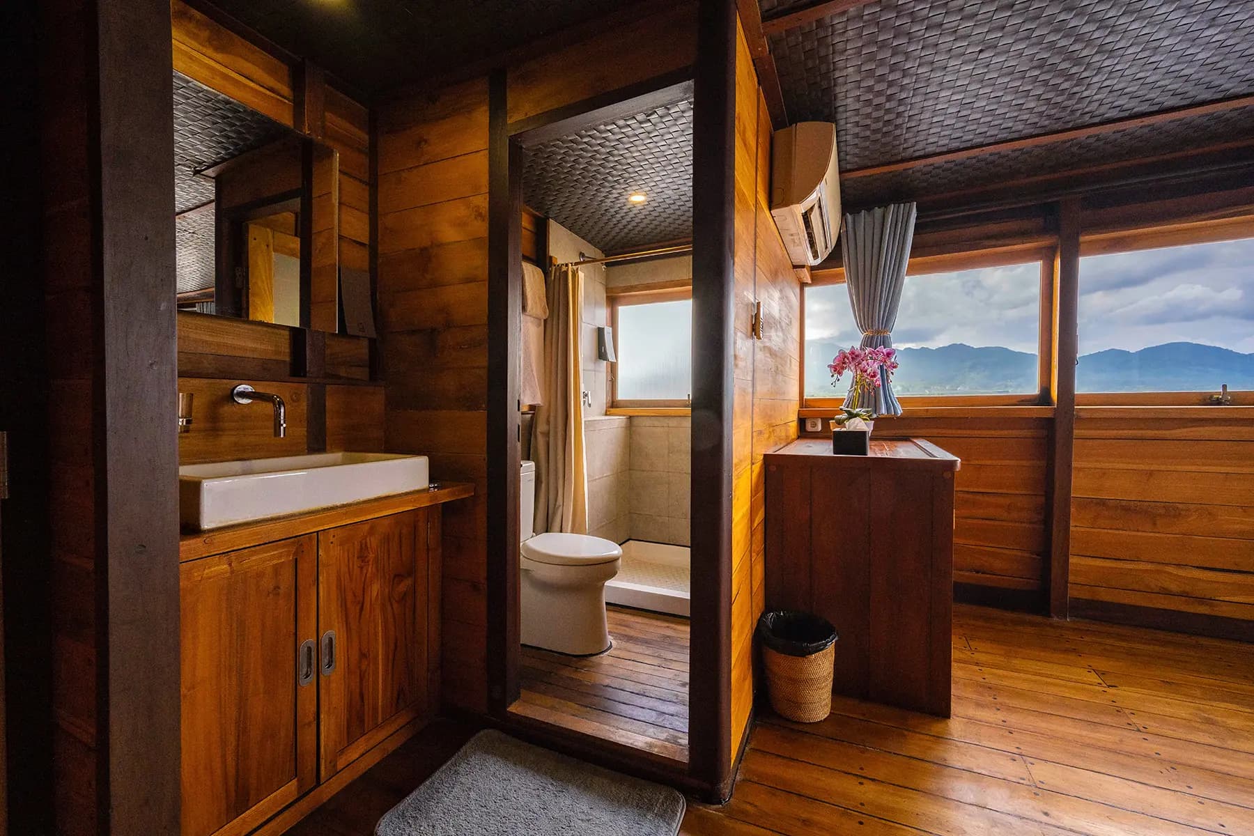 Neptune One Liveaboard 4