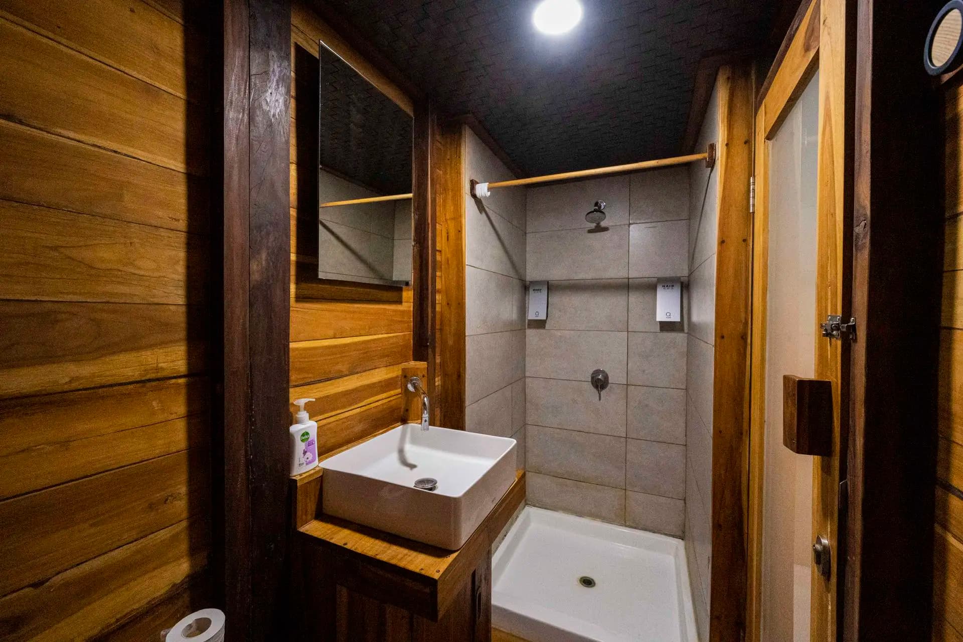Neptune One Liveaboard 16