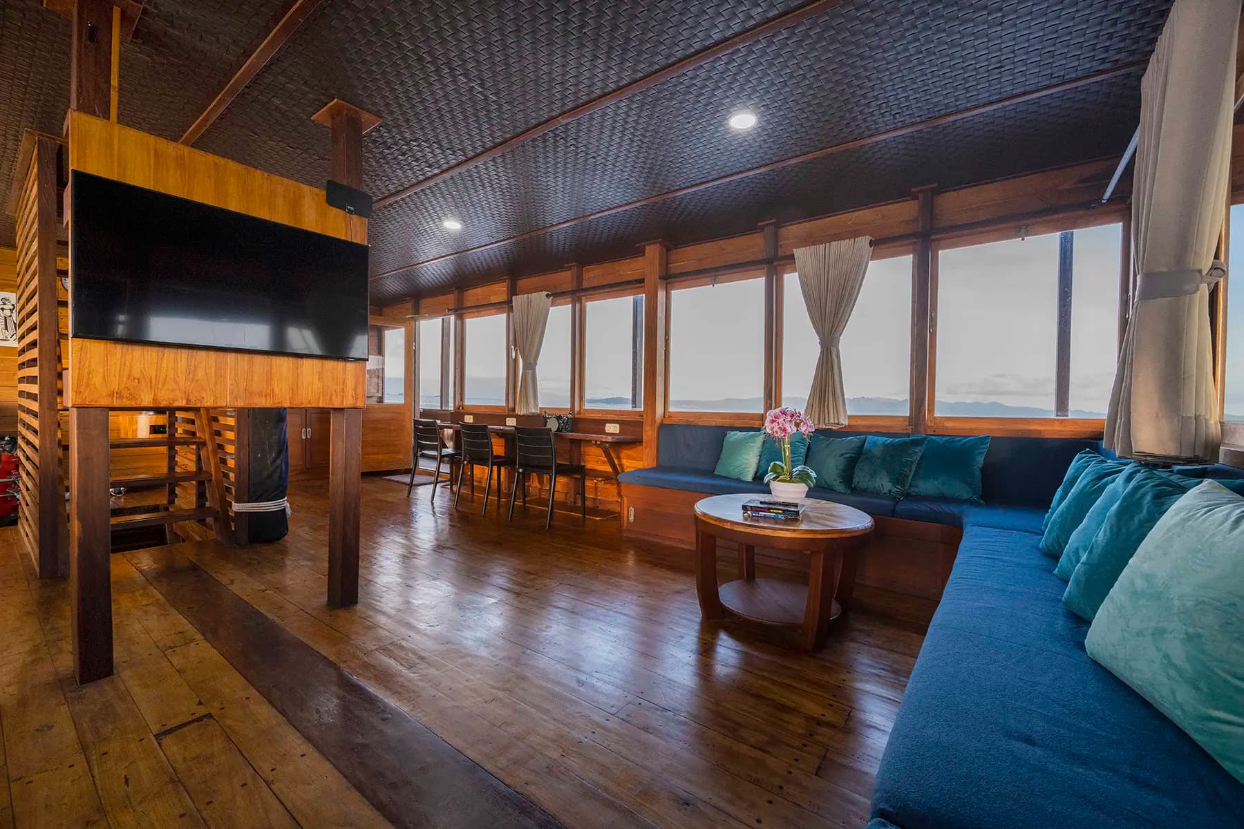 Neptune One Liveaboard 20
