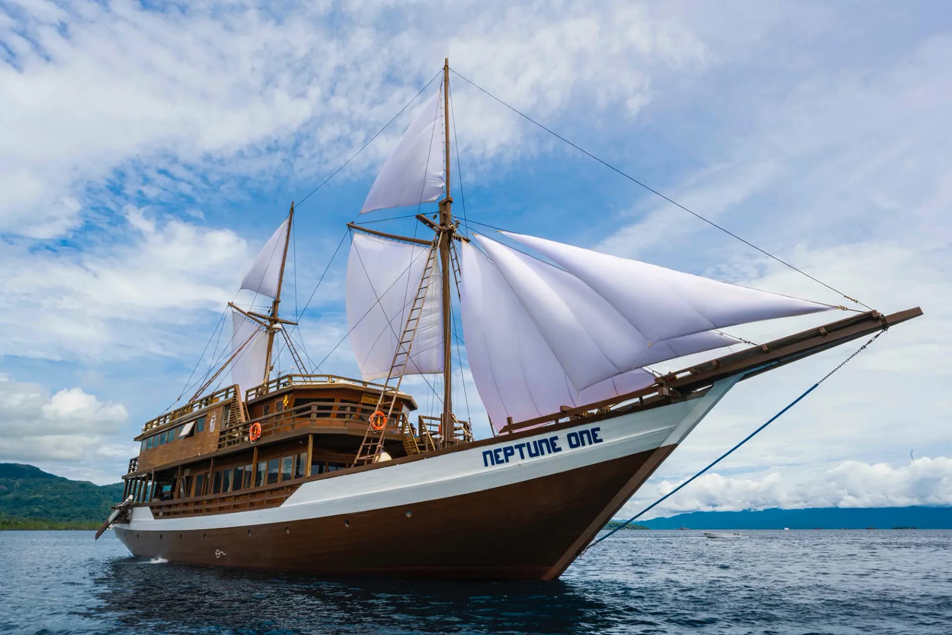 Neptune One Liveaboard 1