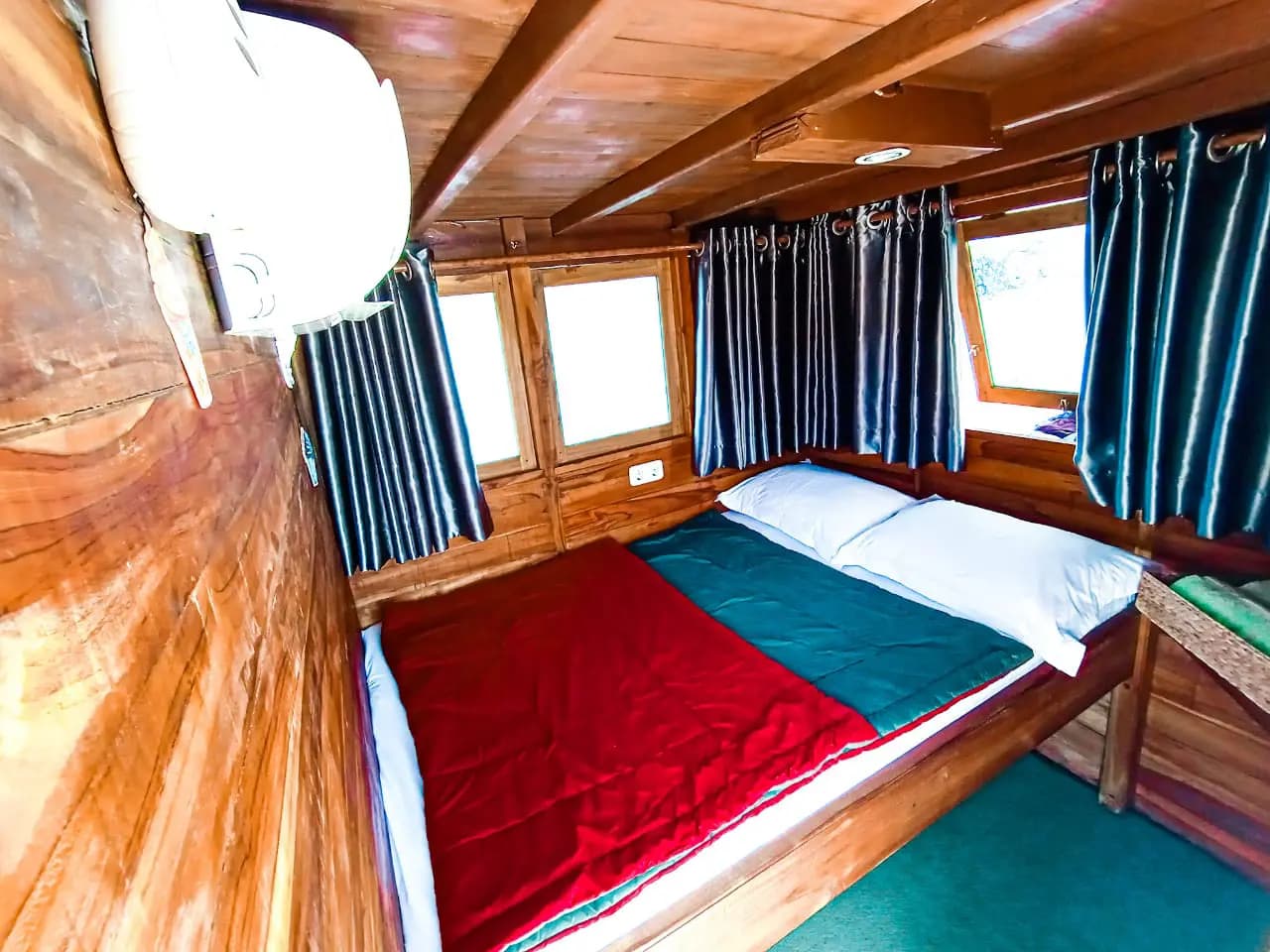 Segara Komodo Liveaboard 11
