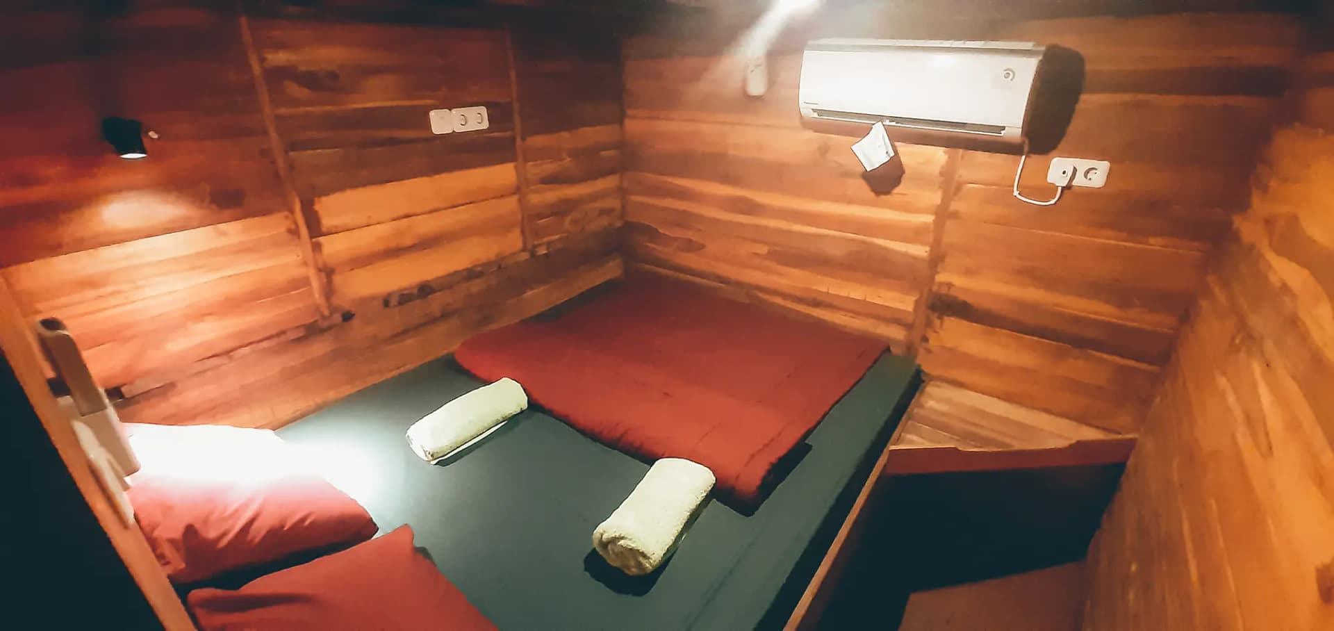 Segara Komodo Liveaboard 15