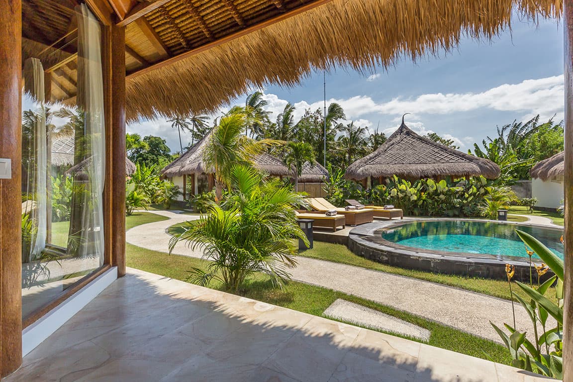 EmOcean Beach Boutique Resort