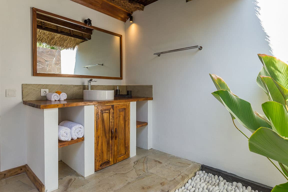 EmOcean Beach Boutique Resort 3