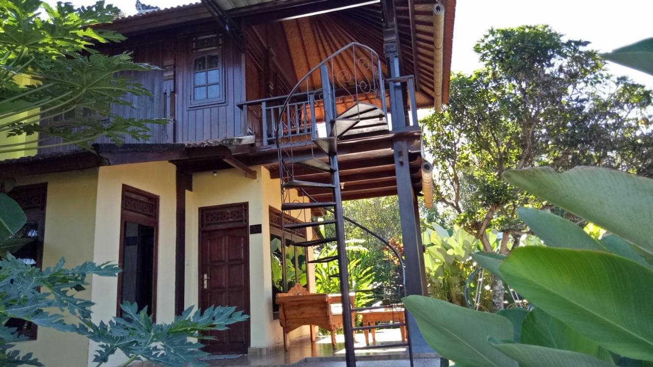 Atres Villa 21