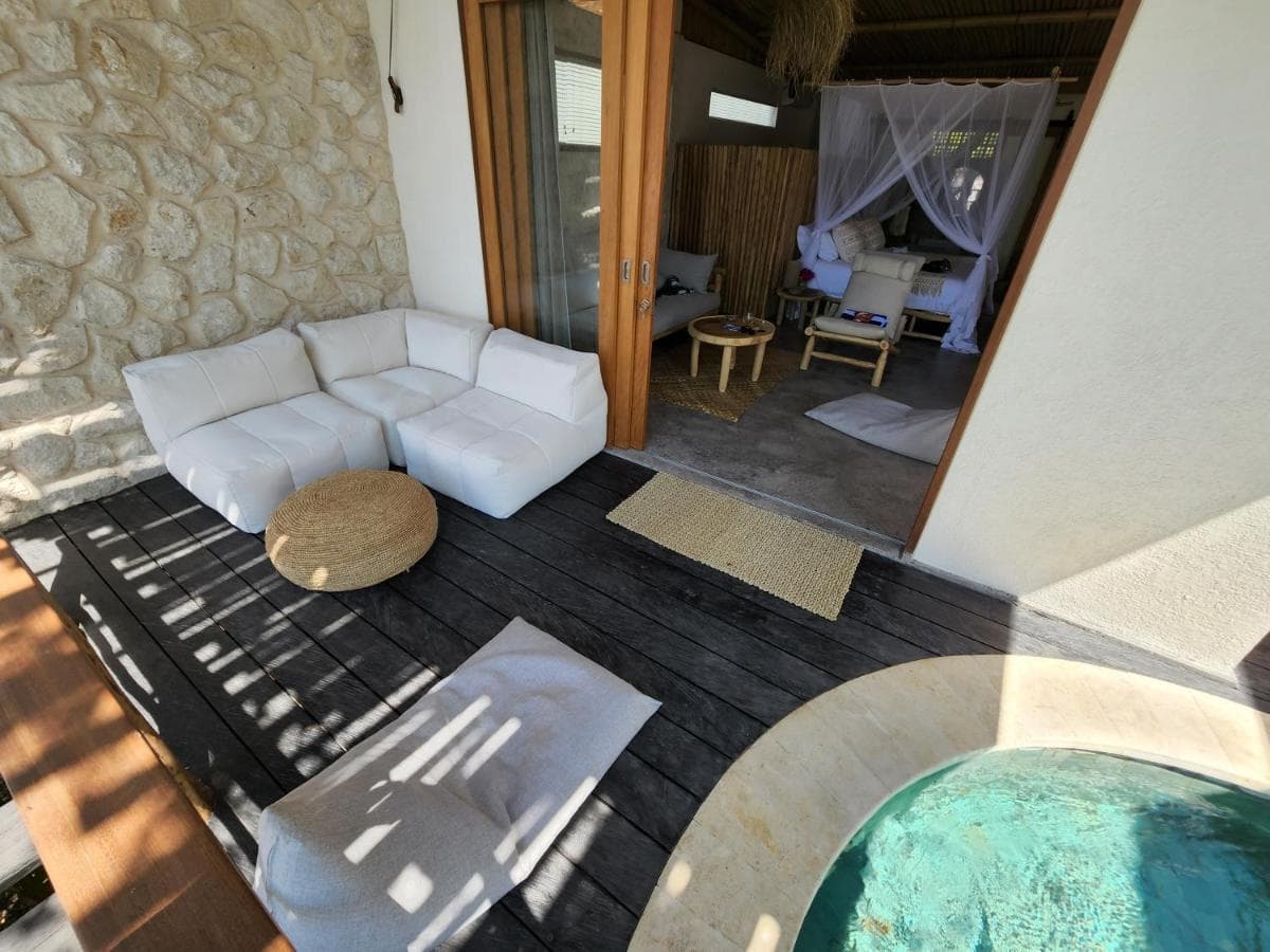 Jellyfish Villas Bali 36