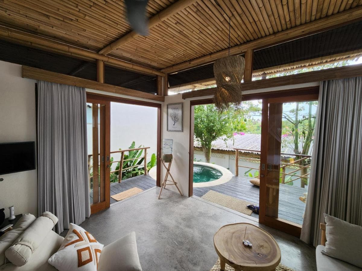 Jellyfish Villas Bali 35