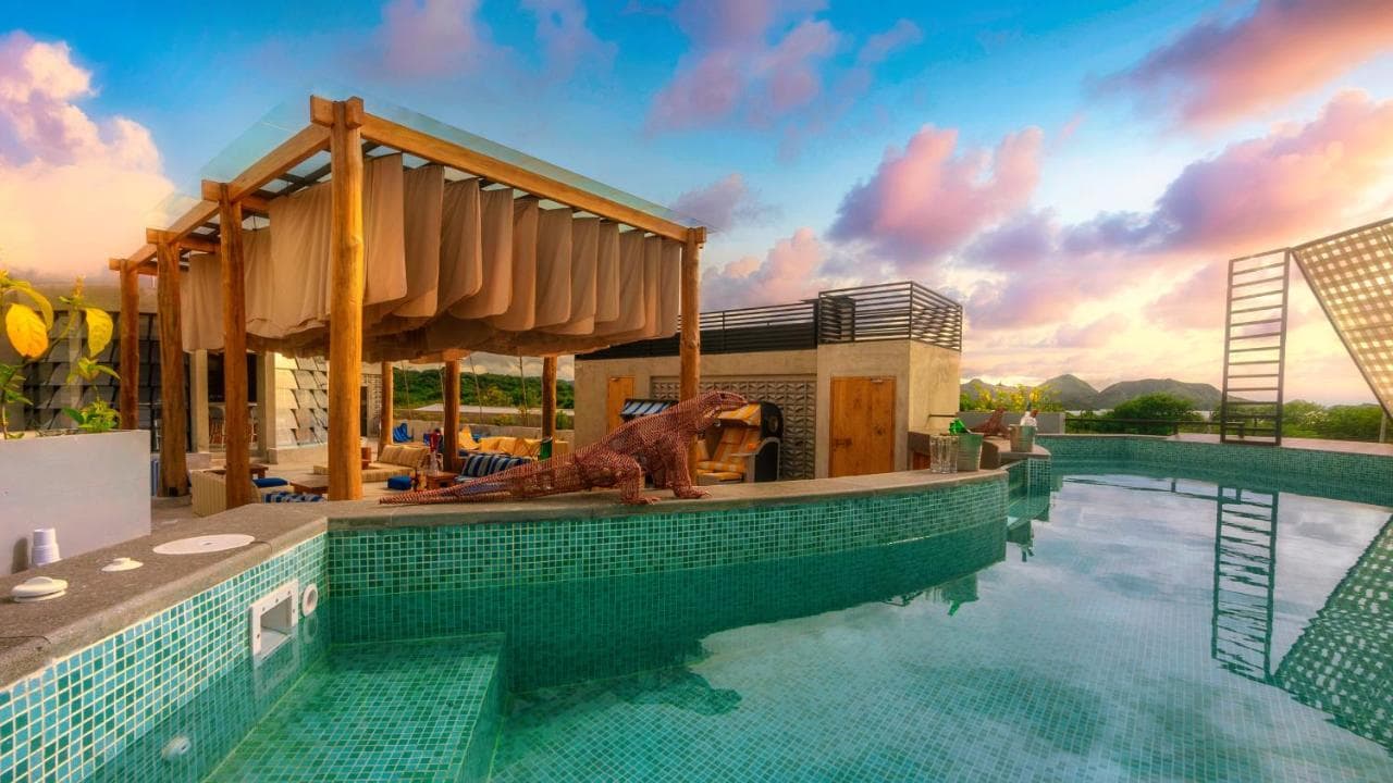 Loccal Collection Hotel 1