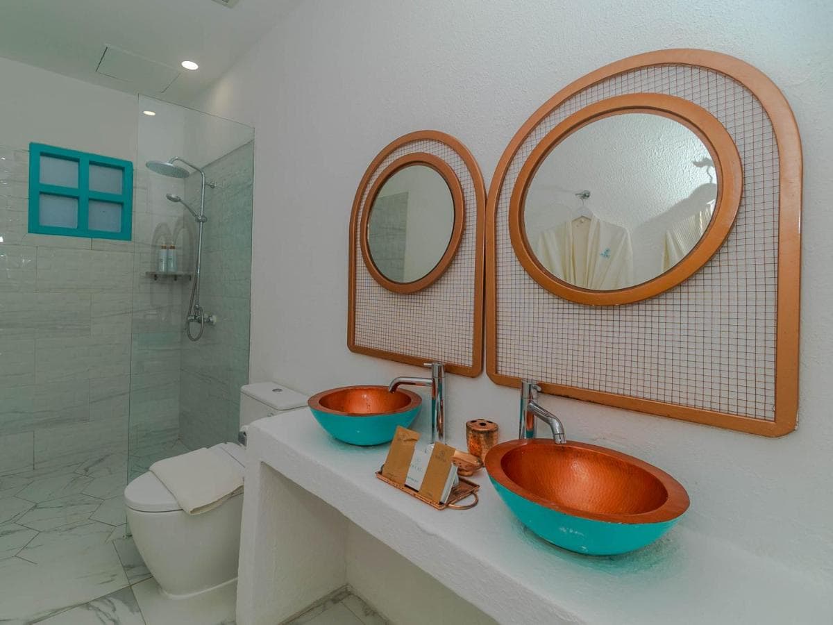 Loccal Collection Hotel 4