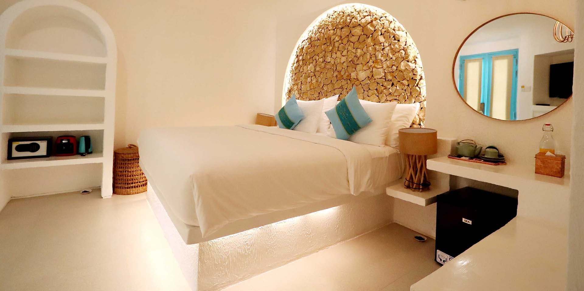 Loccal Collection Hotel 43