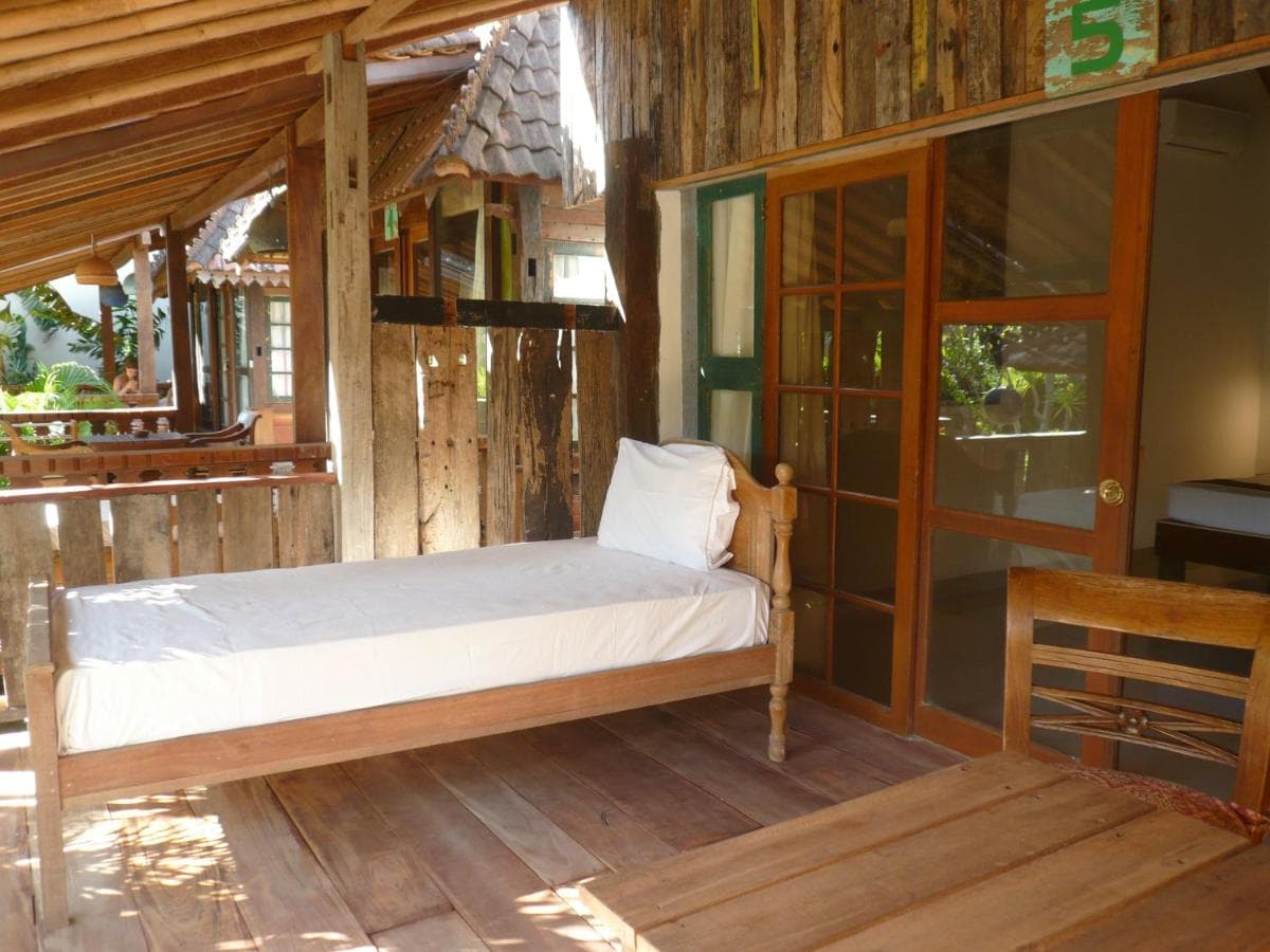 Classic Beach Villas 1