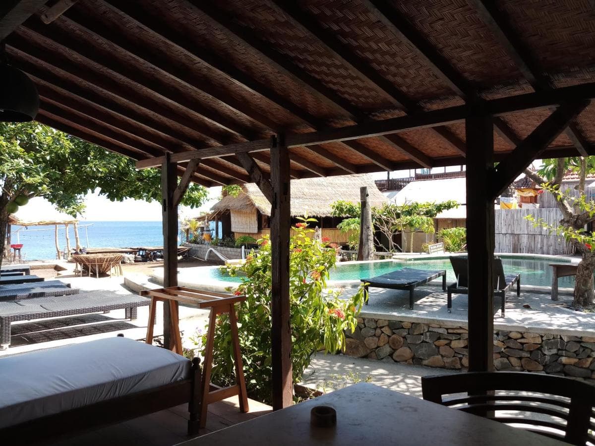 Classic Beach Villas 10
