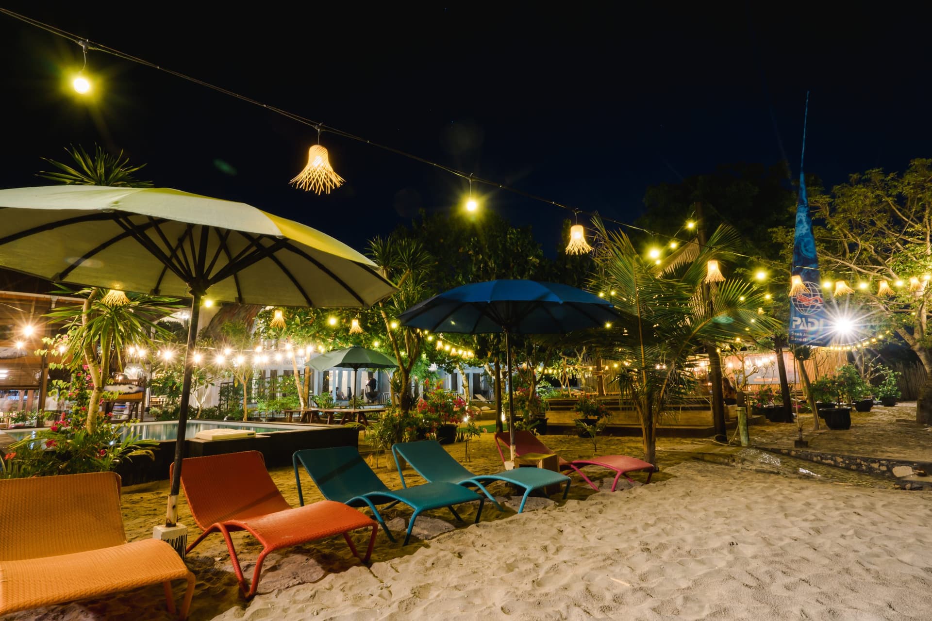 Mambo Beach Resort 30