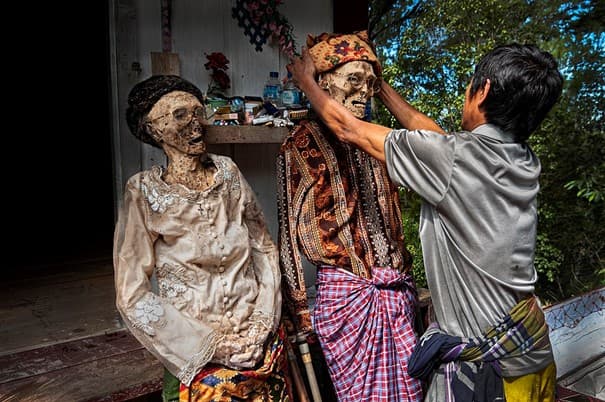 18 Days Sulawesi Tour: Bira – Lake Tempe – Toraja – Togian Islands 6
