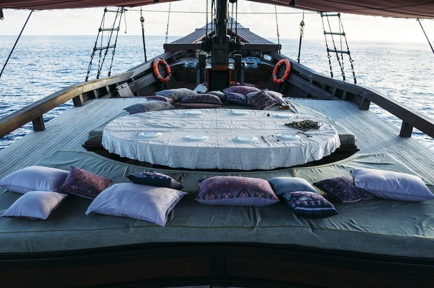 Manta Mae 25