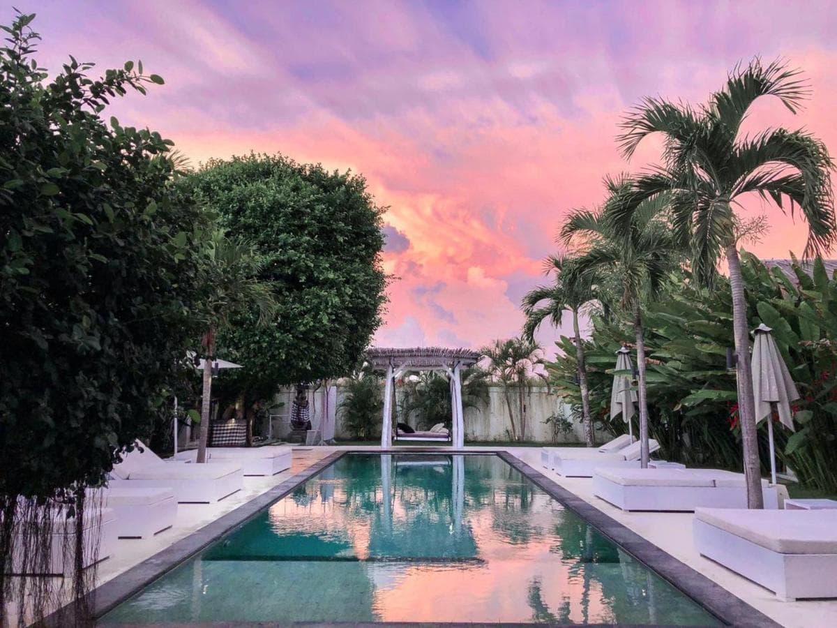 White Palm Hotel 14