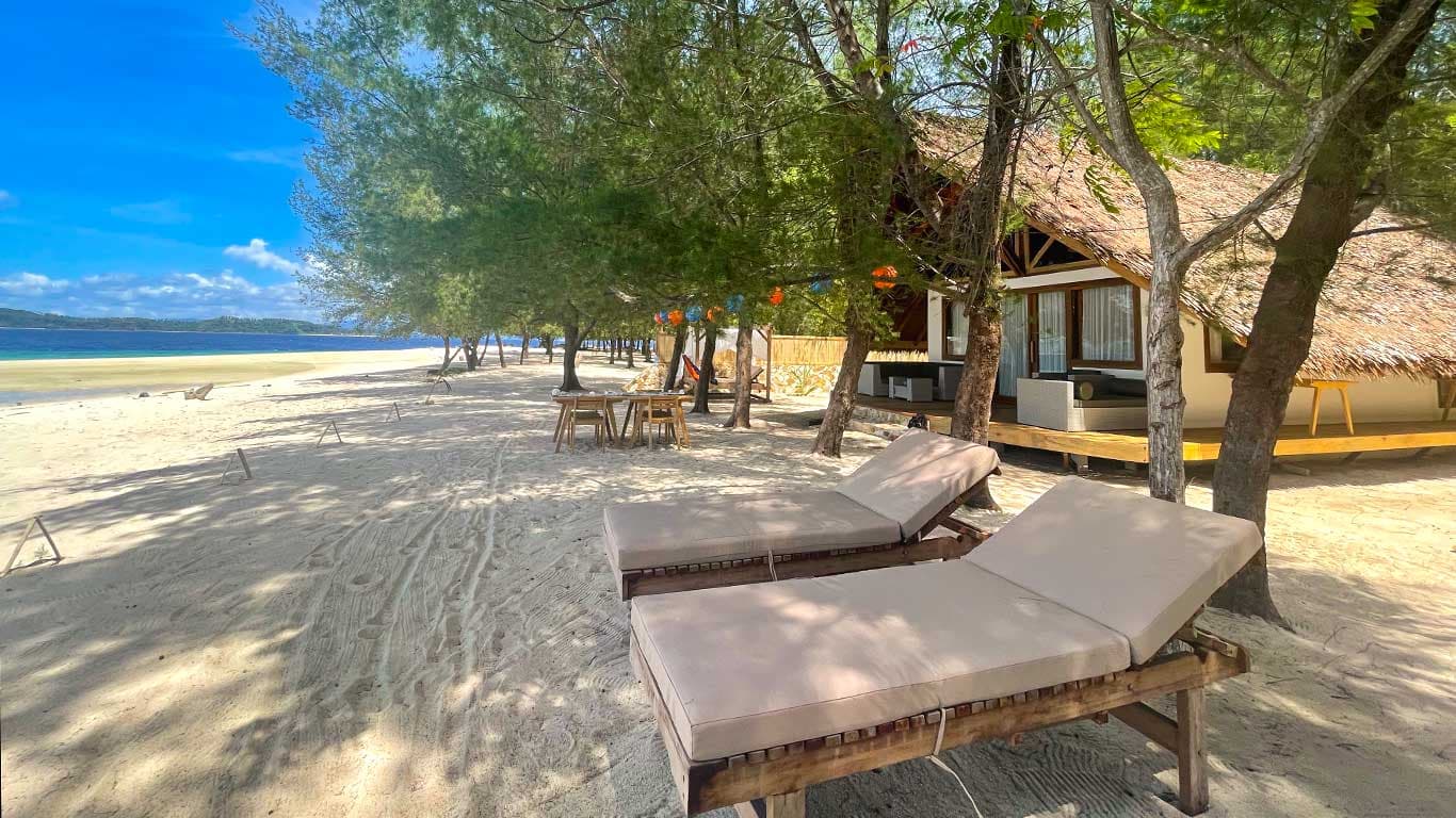 Saronde Island Resort Blue Bay Divers 41