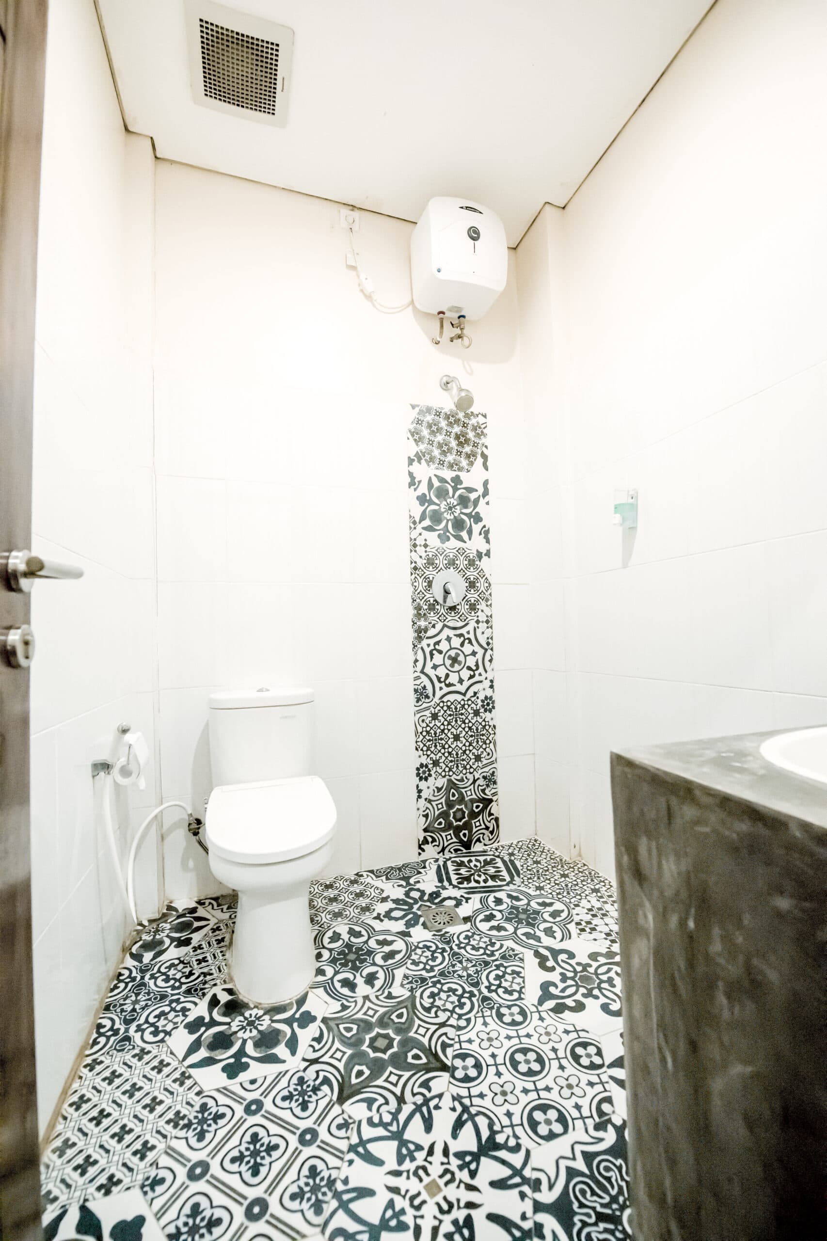 La Cecile Hotel and Cafe 29
