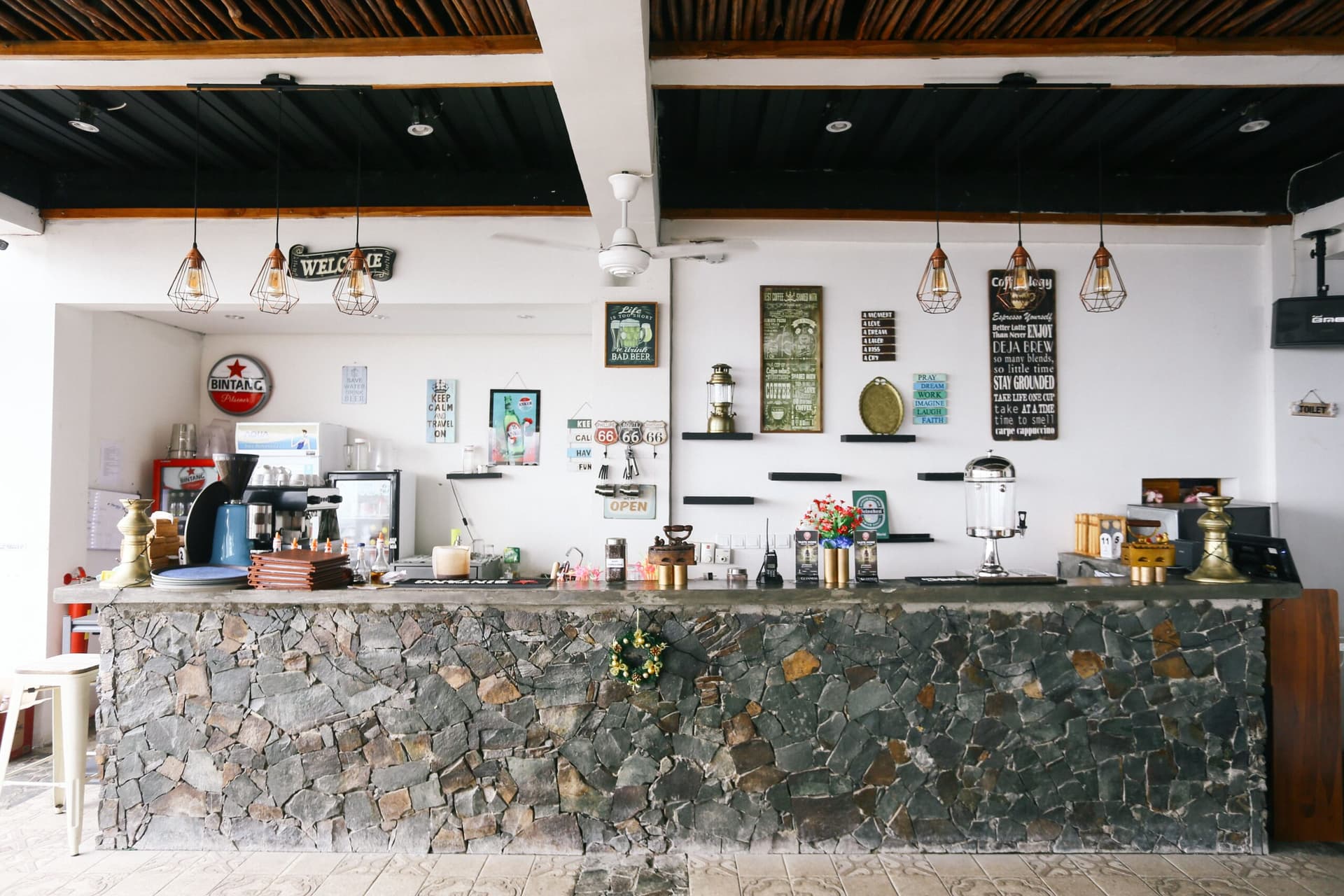 La Cecile Hotel and Cafe 34