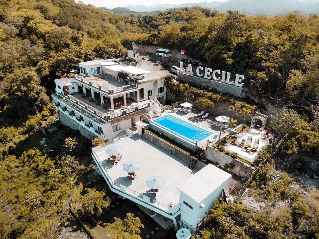 La Cecile Hotel and Cafe