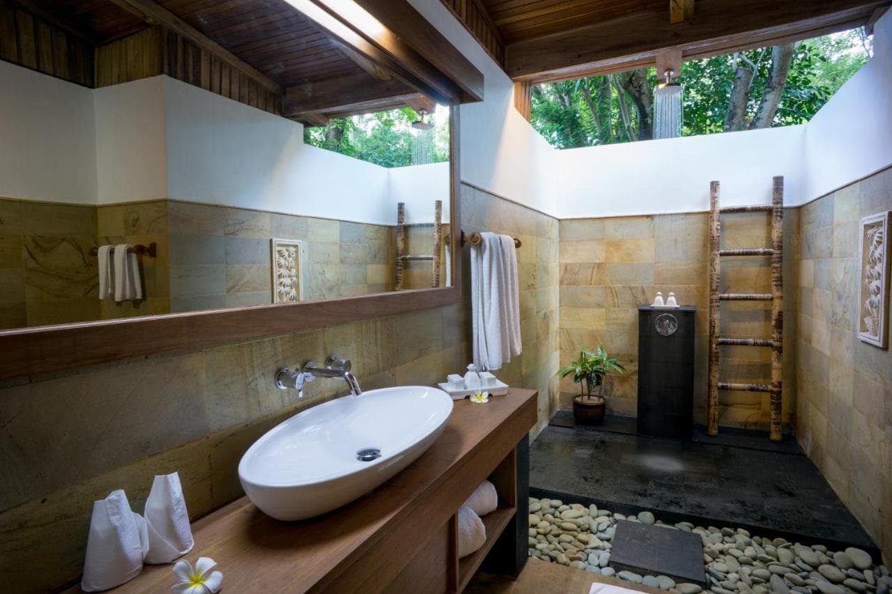 Siladen Resort and Spa 17