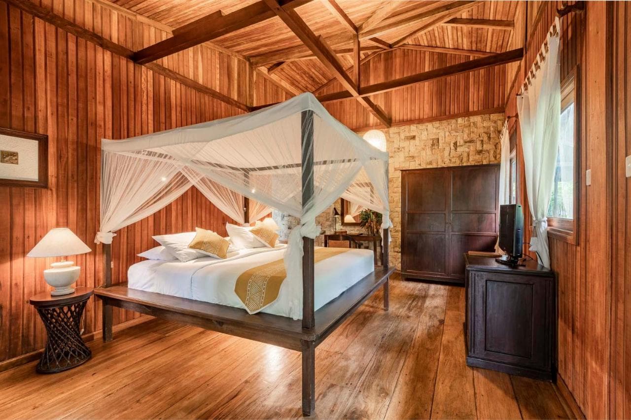 Siladen Resort and Spa 33