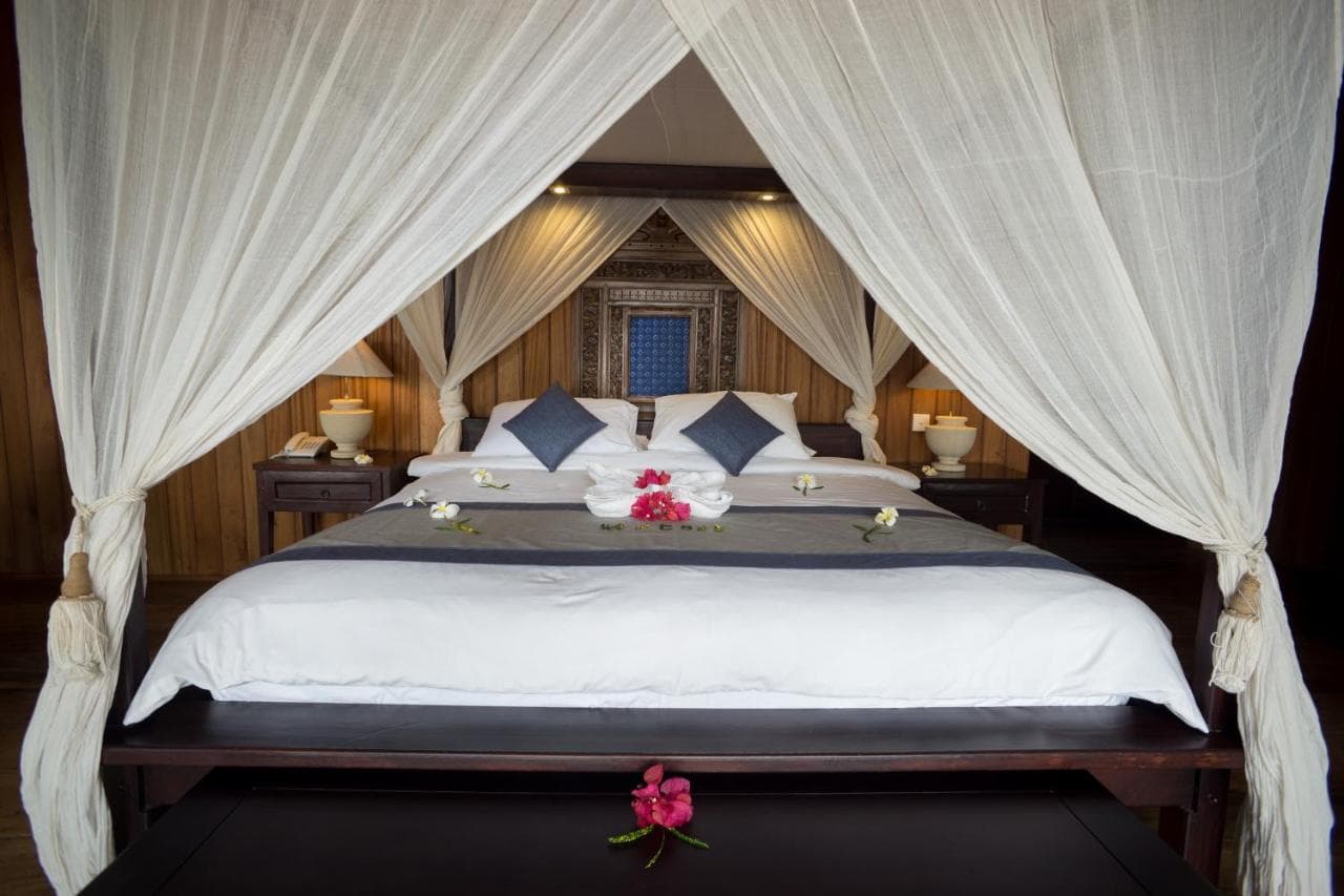 Siladen Resort and Spa 15