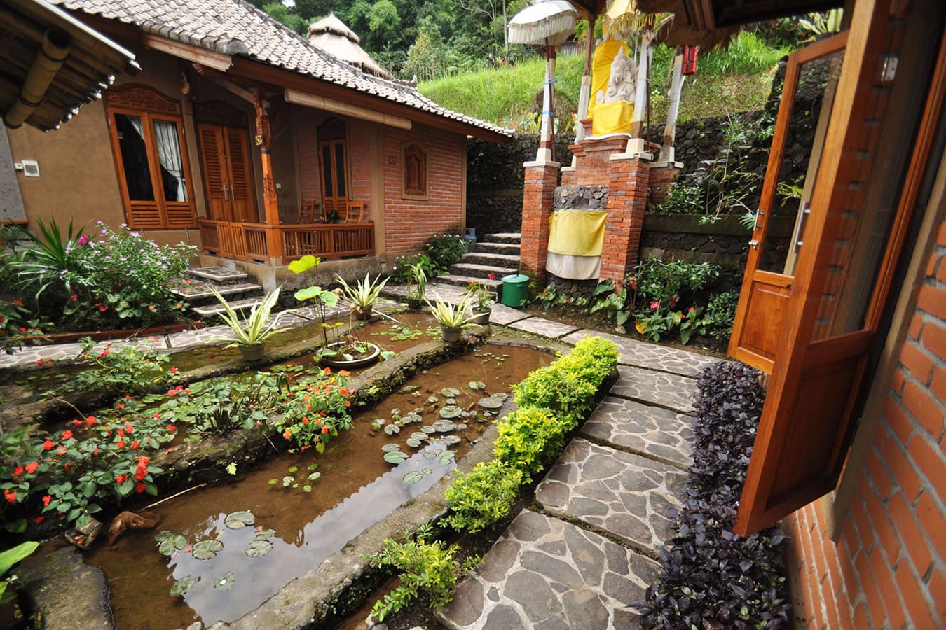 Puri Lumbung Cottages 1