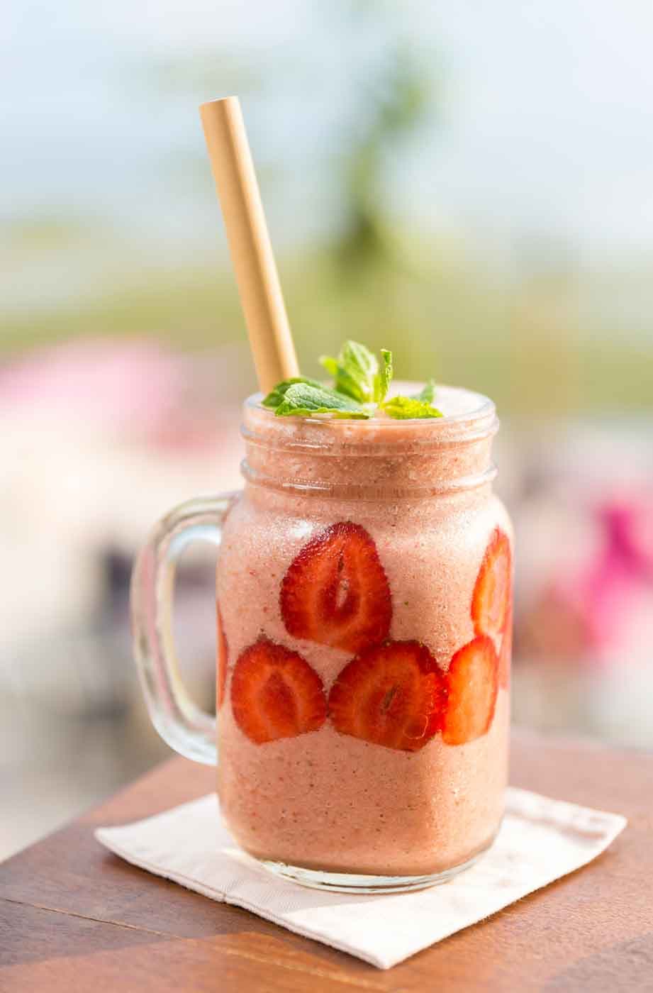 Pink Coco Gili Air 22