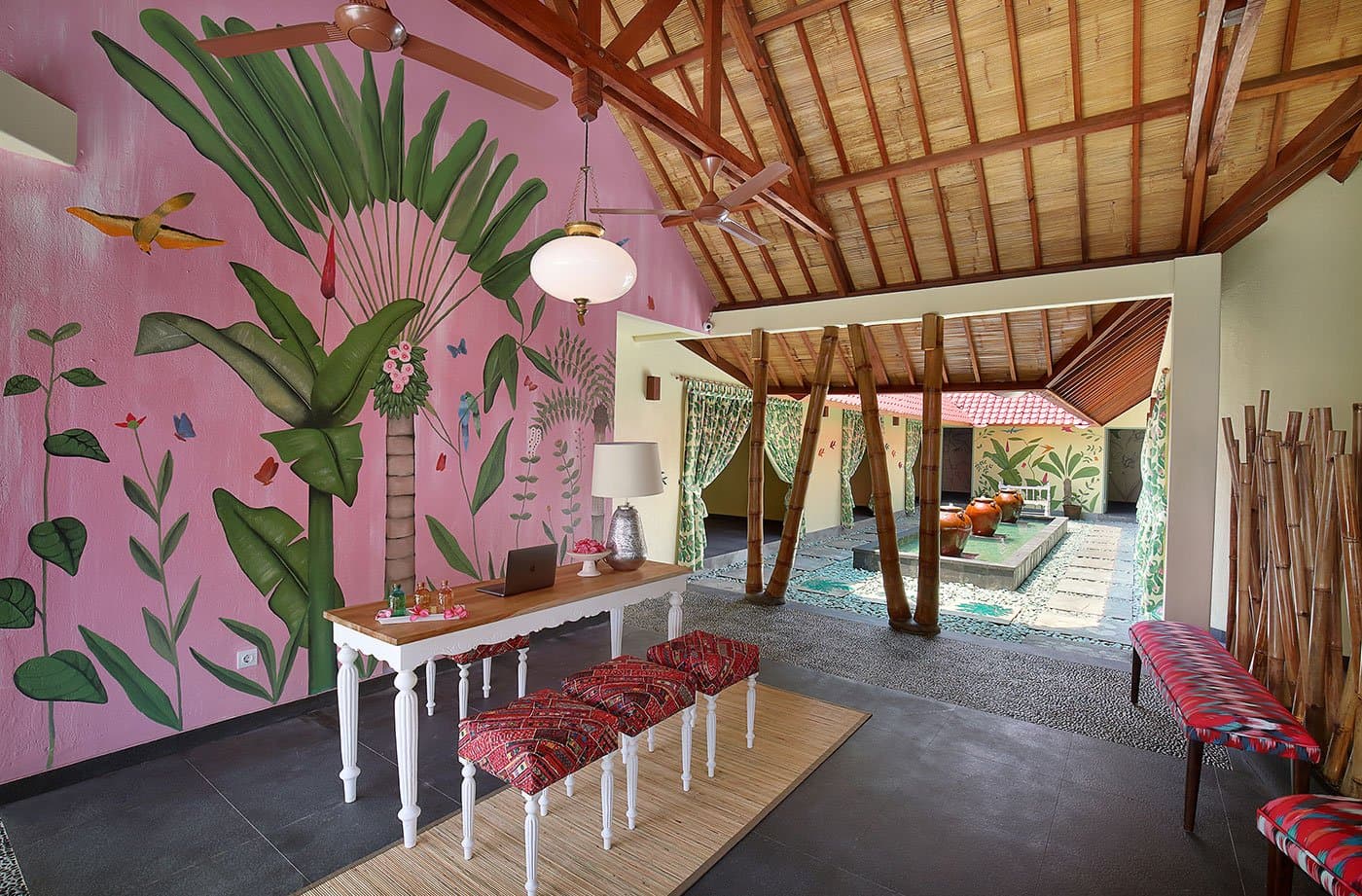 Pink Coco Gili Air 12