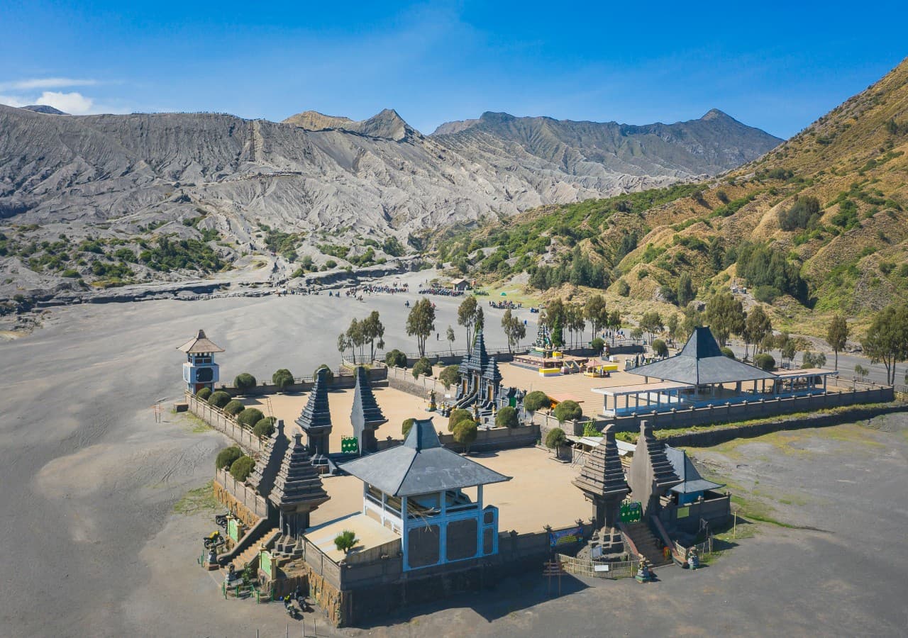 3 Days Adventure to Mount Bromo & Ijen’s Blue Fire 8