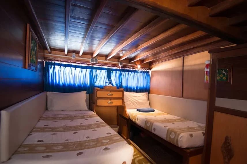 Raja Ampat Explorer 6