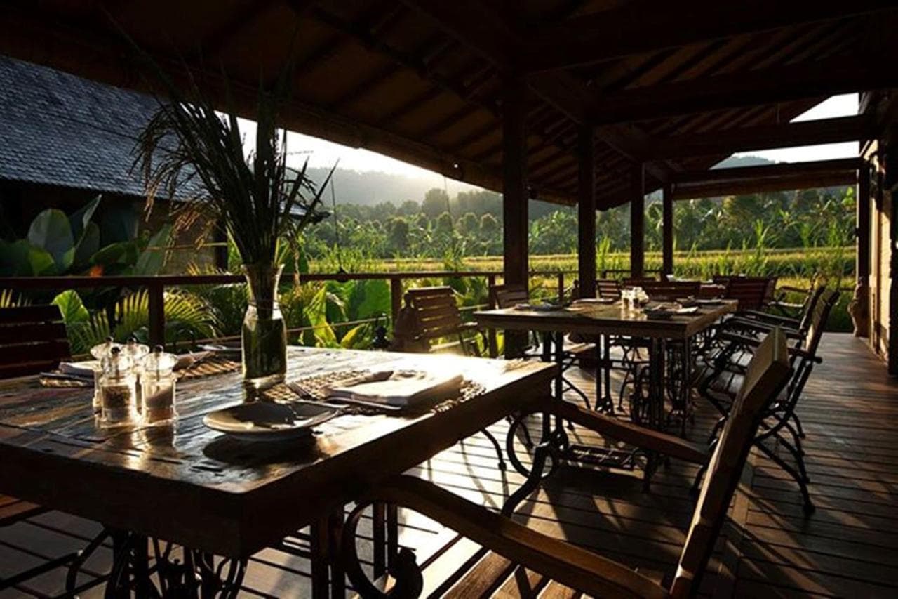 Sanak Retreat 6