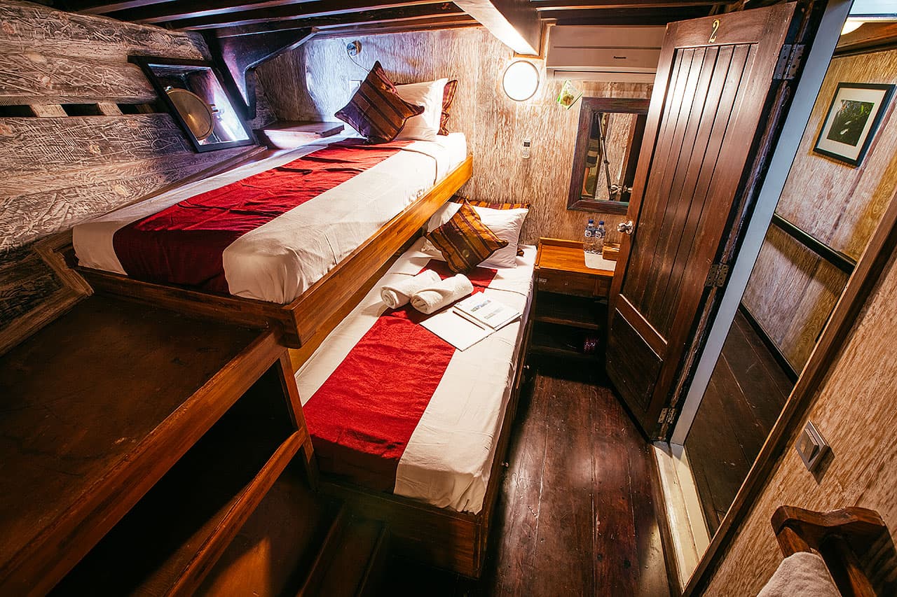 The Seven Seas 18