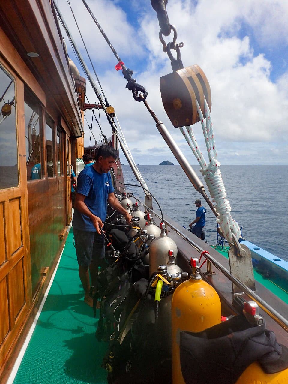 Tambora 4