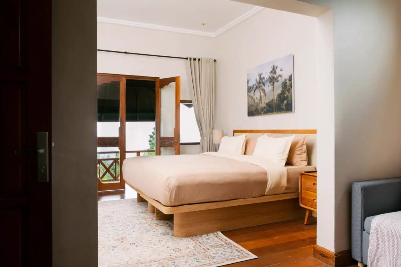 Girihill Farmhouse 7