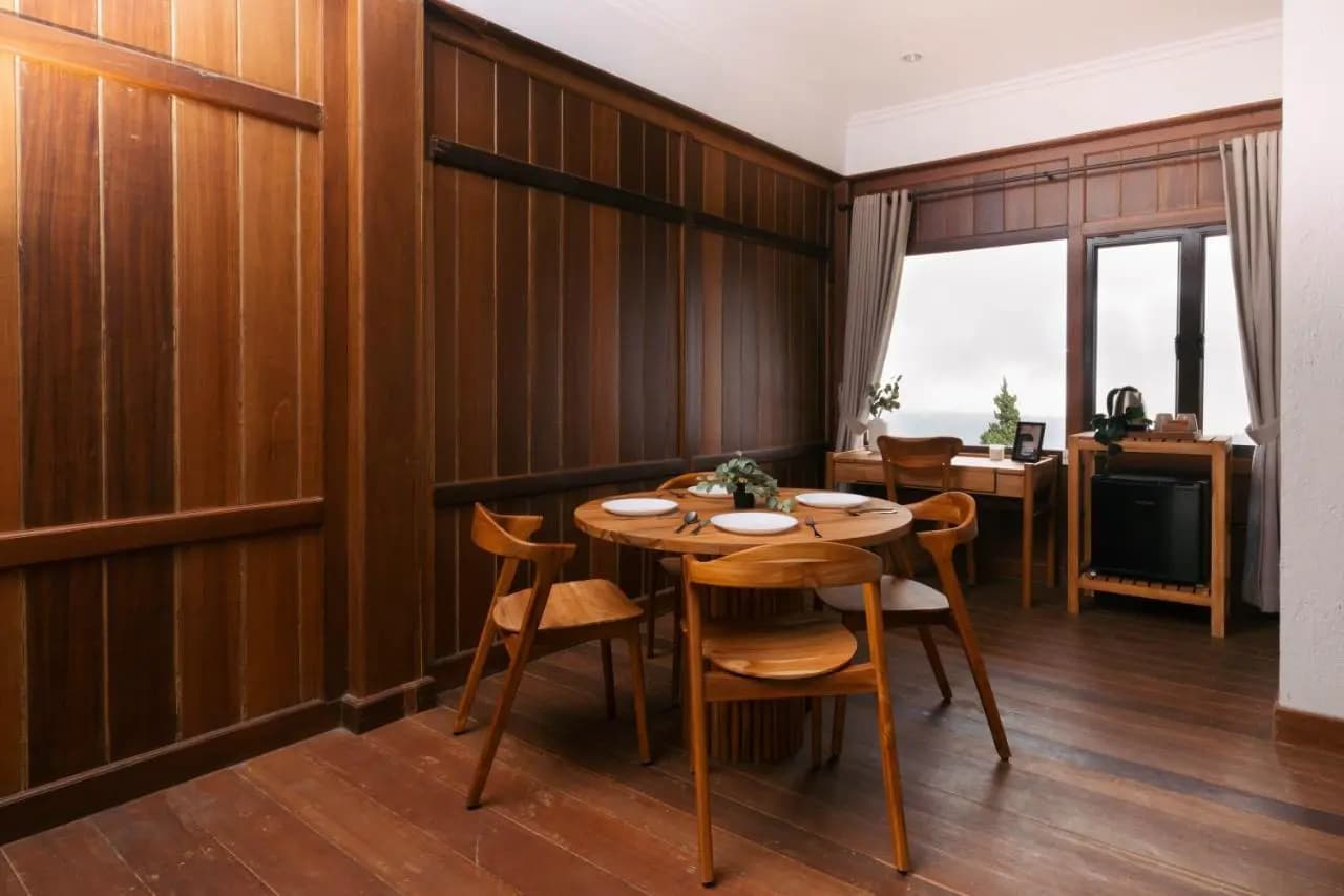 Girihill Farmhouse 8