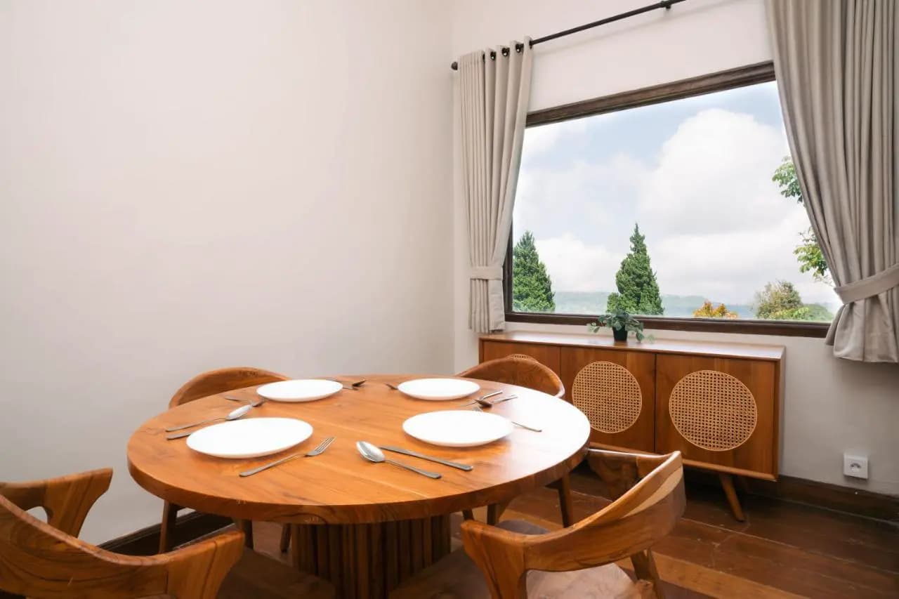 Girihill Farmhouse 9
