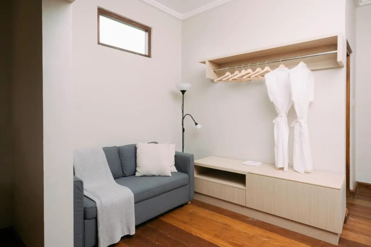 Girihill Farmhouse 11