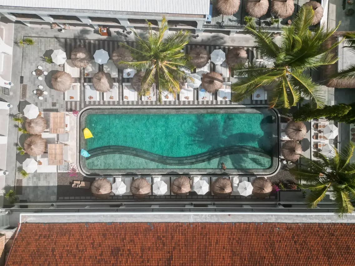 El Tropico 2