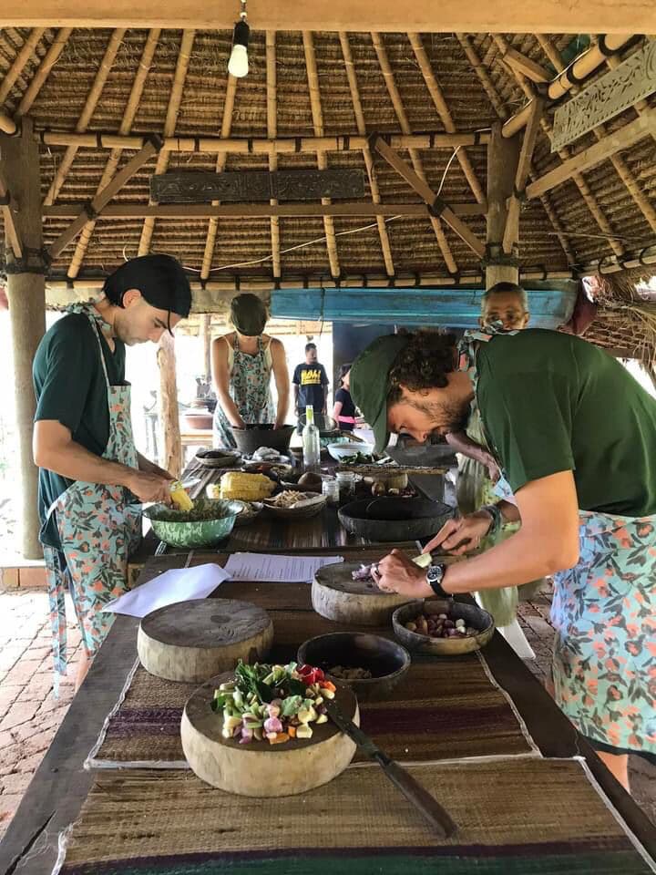 Traditional Cooking Class in Sidemen 3