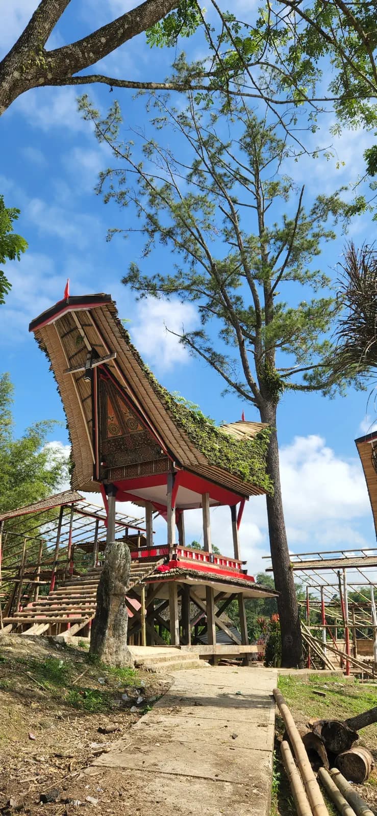 7 Days Tour in South Sulawesi | Toraja – Lake Tempe  – Rammang Rammang 12
